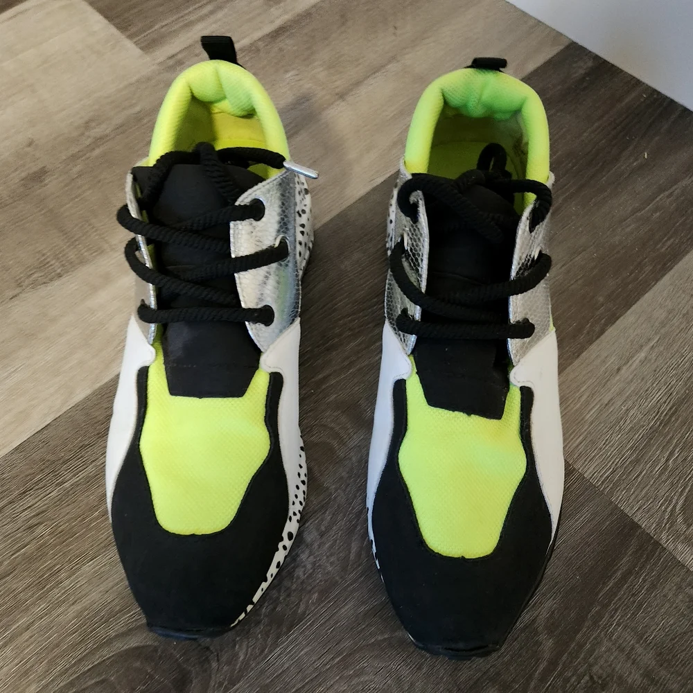 Steve Madden Neon Yellow Black Chunky Sneakers, Women’s 11